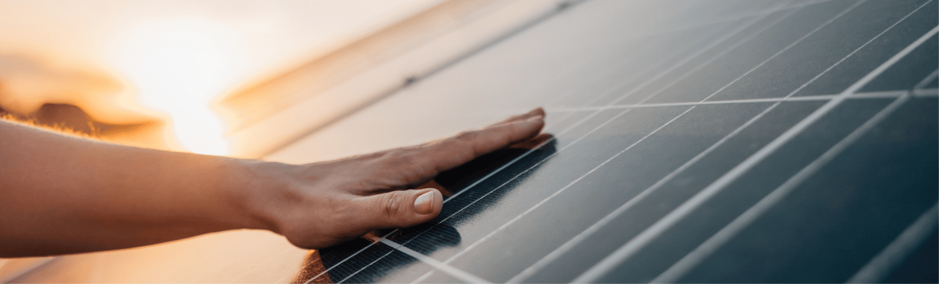 Installation av solpaneler, grön teknik, ger dig skattereduktion